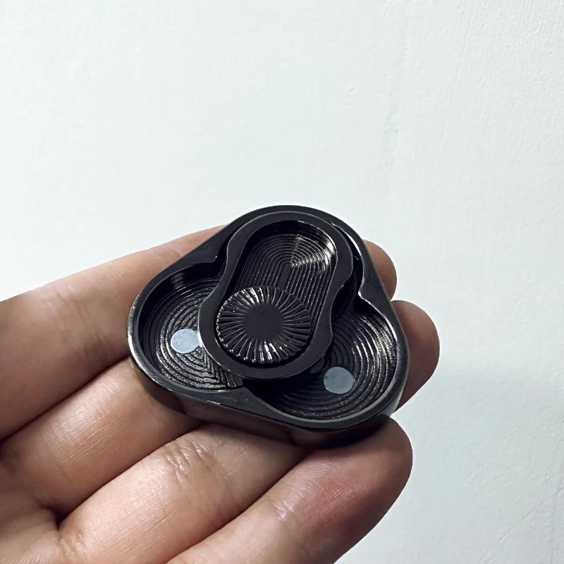 Triangular Magnetic Fidget Slider