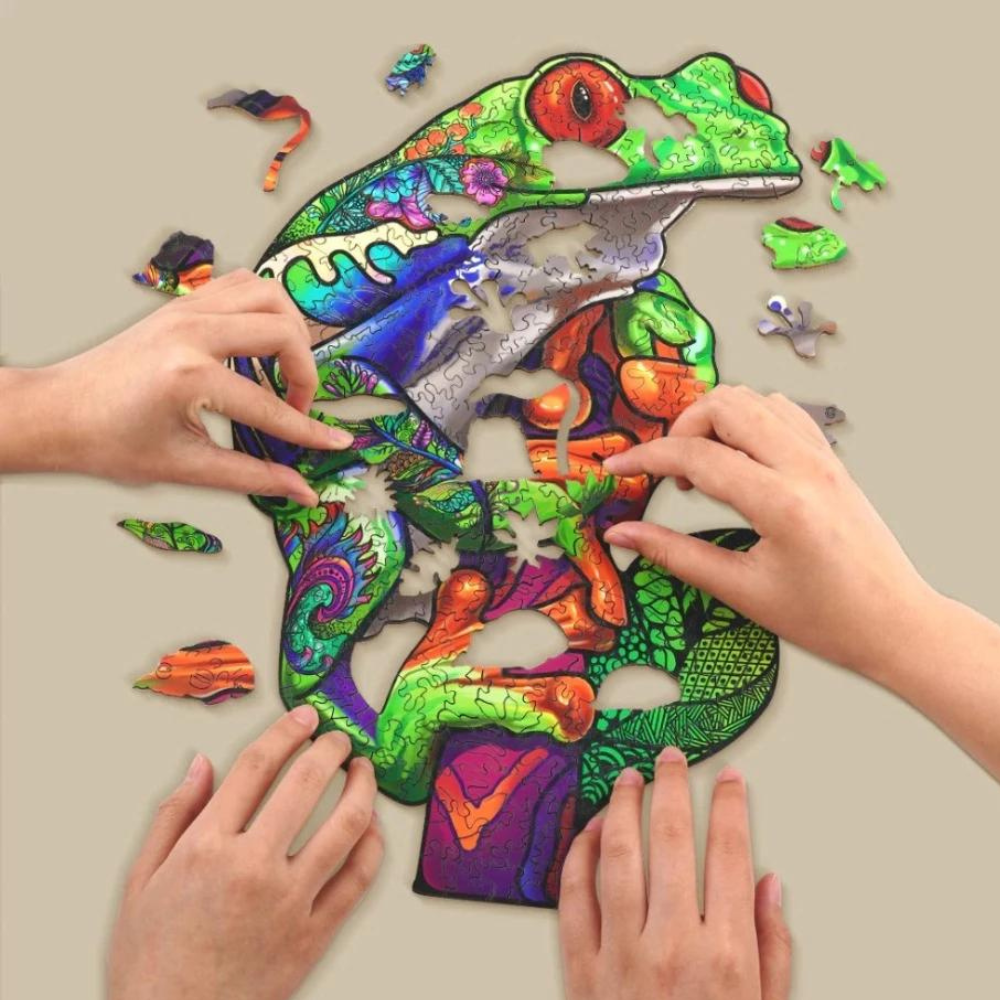 Tree Frog Wooden Jigsaw Puzzle